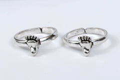 Baby Foot Oxodised Silver Toe Ring